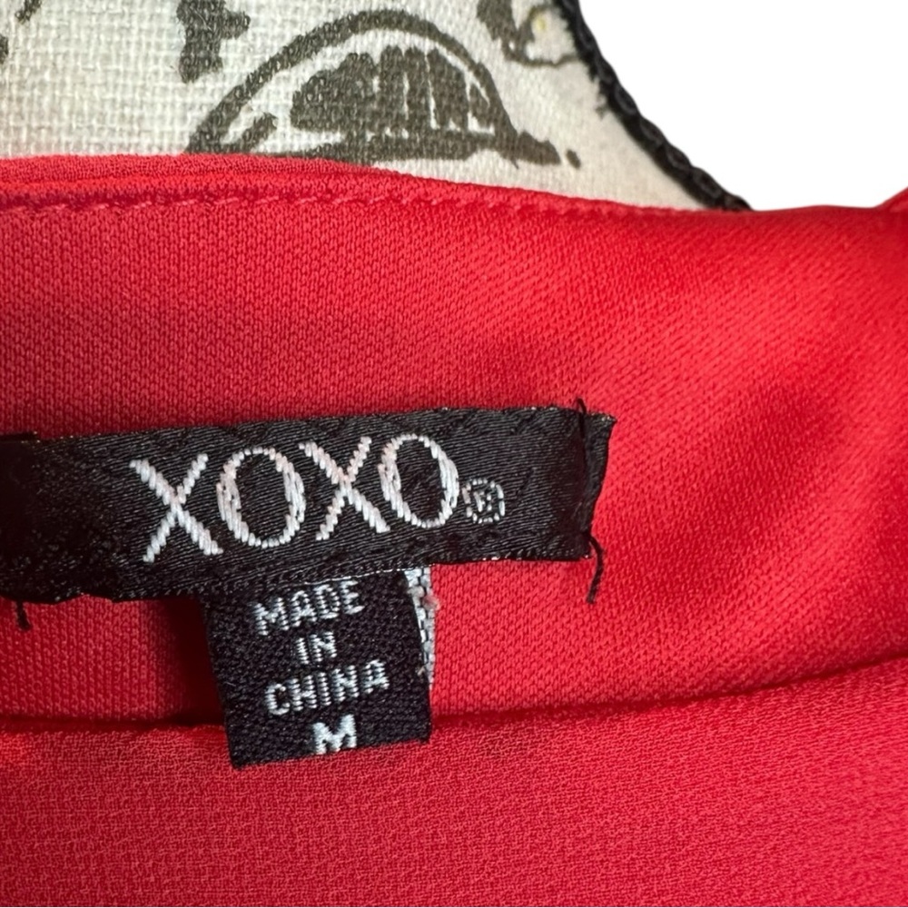 XOXO Scarlet Blouse with Elegant Lace Detail EUC - Picture 6 of 9